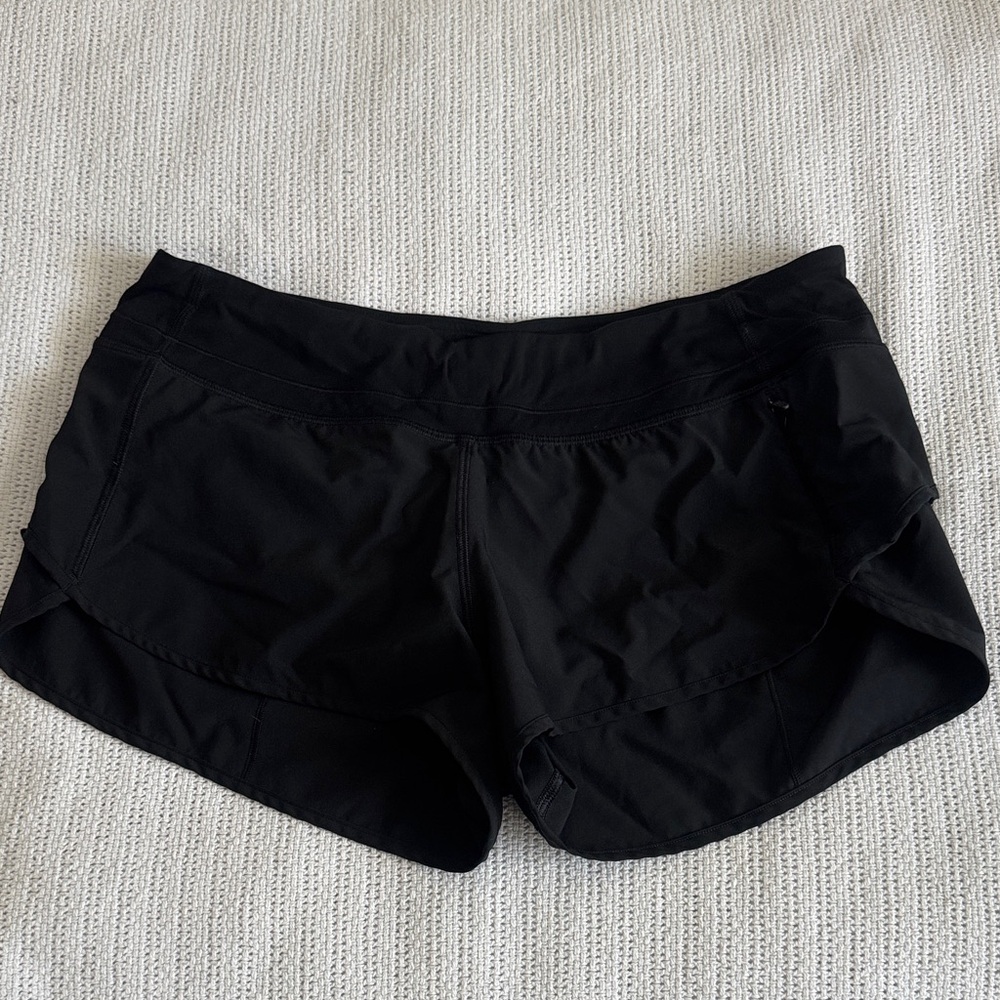 CRZ YOGA Women's Black Feathery-Fit Shorts